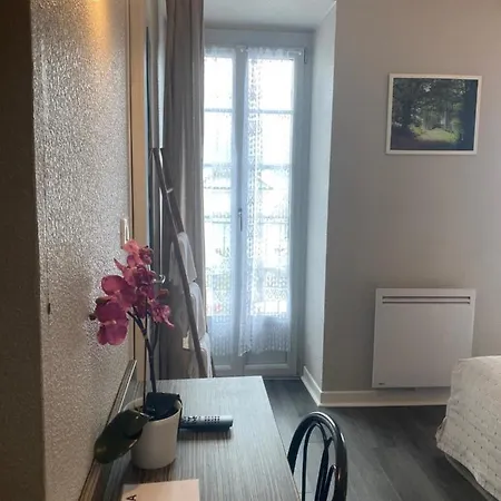 Szálloda Cafe Les Fleurs 2*