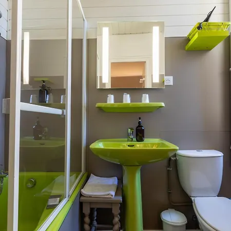 Szálloda Cafe Les Fleurs 2*