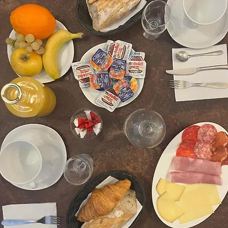 Cafe Les Fleurs Szálloda Argelès-Gazost