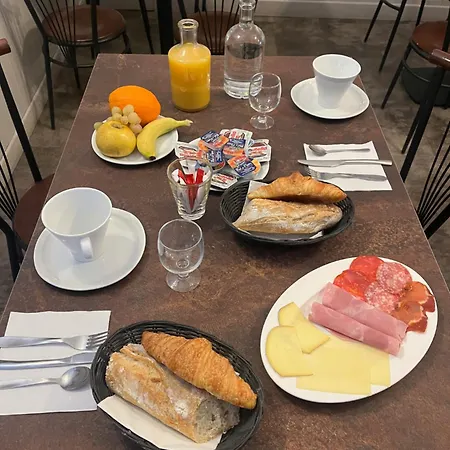 Szálloda Cafe Les Fleurs