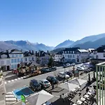 Hotel Cafe Les Fleurs