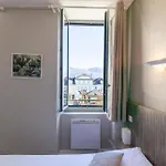 Hotel Cafe Les Fleurs 2*