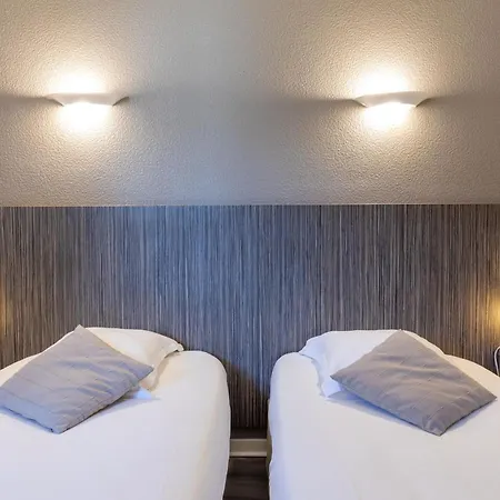 Cafe Les Fleurs Hotel 2*