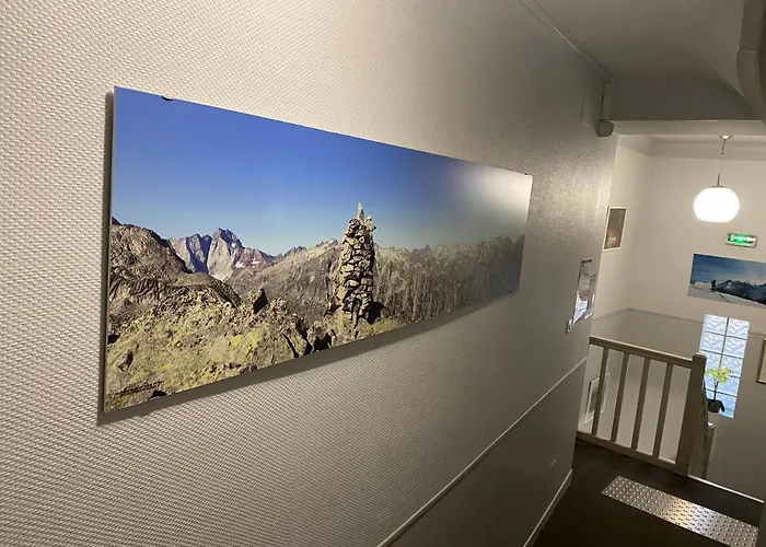 Hotel Cafe Les Fleurs