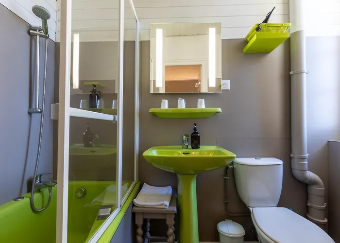 ホテル Cafe Les Fleurs 2*