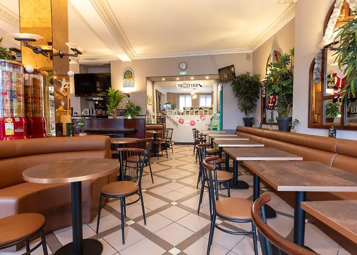 Cafe Les Fleurs ホテル