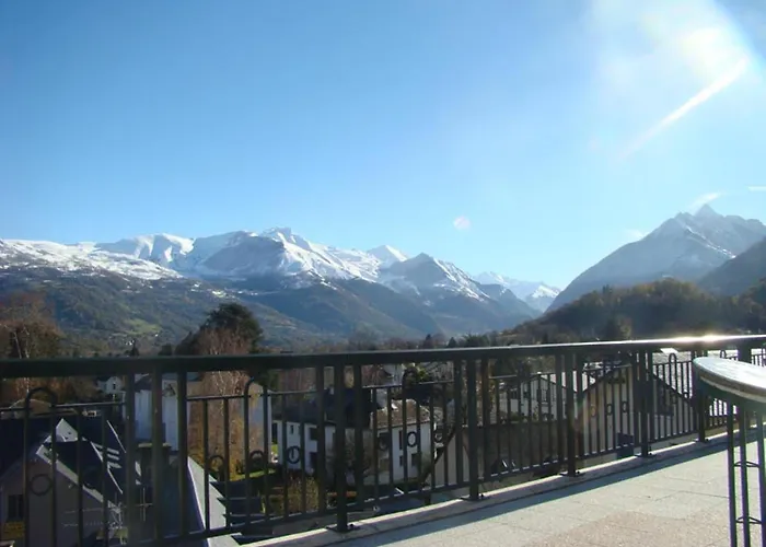 Cafe Les Fleurs アルジュレス・ガゾスト