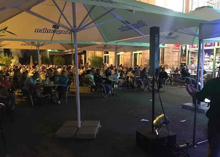 ホテル Cafe Les Fleurs